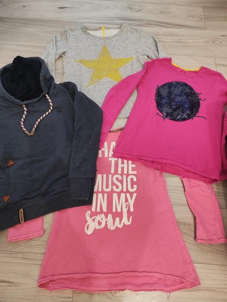 Balík oblečenia veľkosť s, s