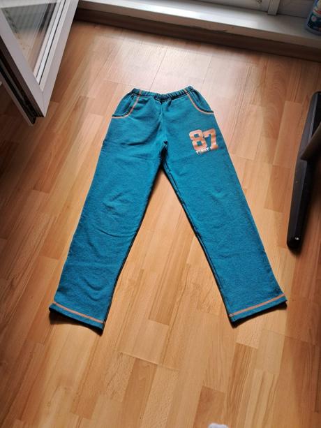 Slovenské bavlnené tepláky, tinko,152