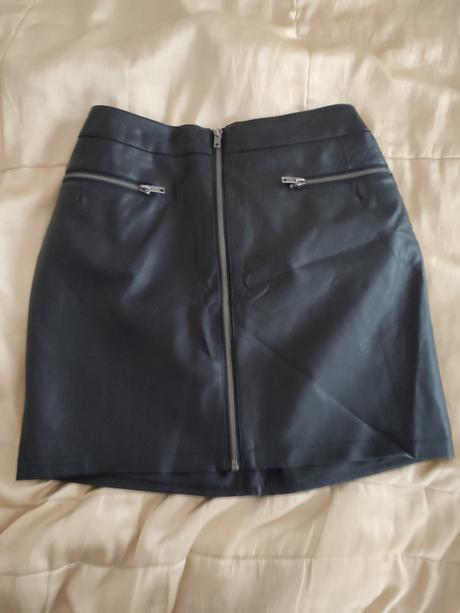 Kožená sukňa, gina,40