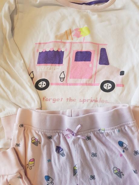 Pyzamko na 3 roky, reserved,104