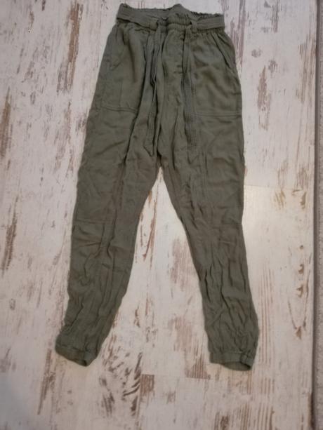 Tenké nohavice pre dievča, 158