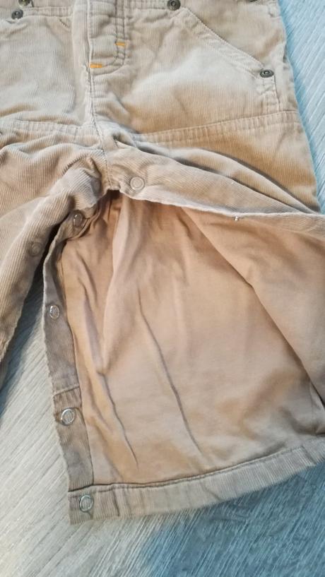 Menčestrové nohavice, 80