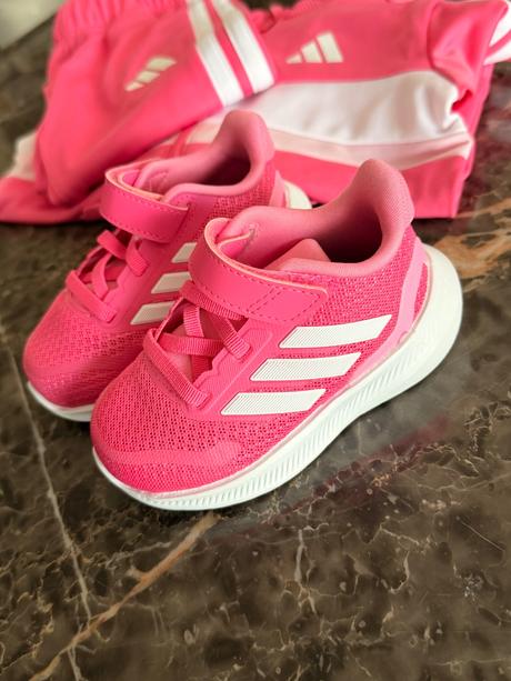 Súpravy a tenisky, adidas,80