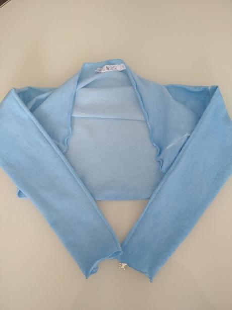 Dievčenské bolerko, 110