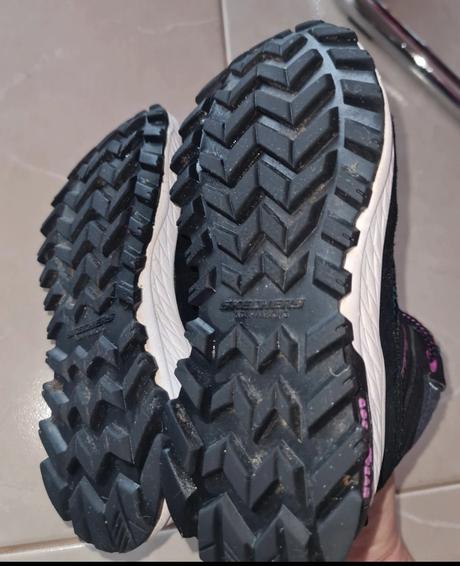 Prechodne tenisky, skechers,27
