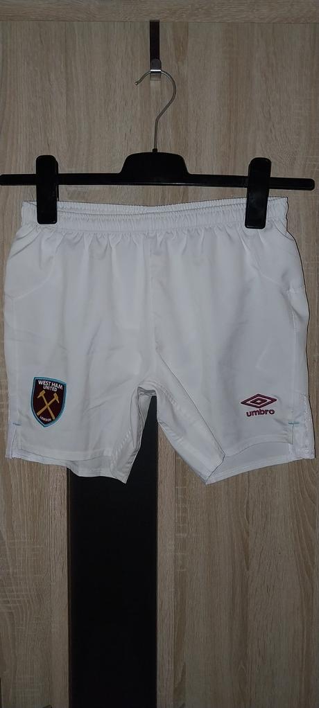 Kraťasy č.146, umbro,146