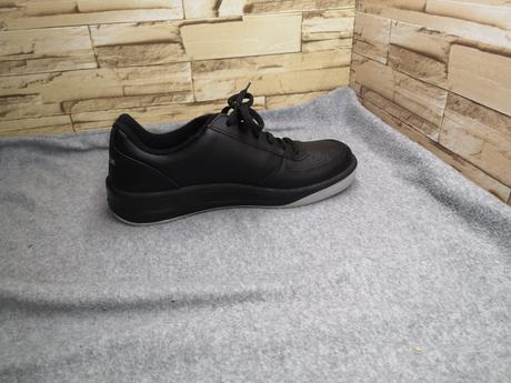 Prestige 41 - kožené čierne tenisky, 41