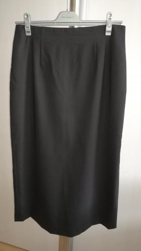 Dámska klasická sukňa, 42