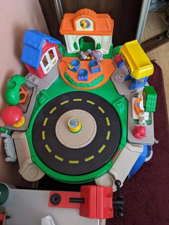 Fisher price mestečko little people, 