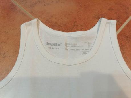 2x biele tielko veľ. 110/116, lupilu,110