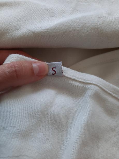 Nosiaca šatka sestrice slncia maslova velk.5, sestrice