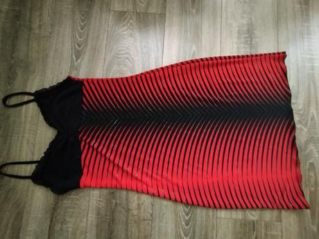 Šaty romantické, s