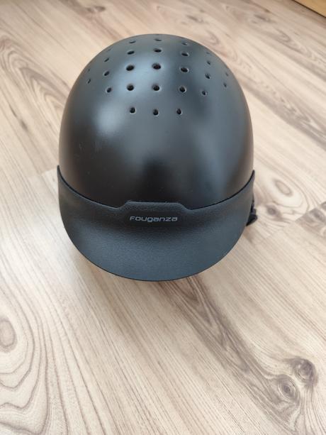 Jazdecká prilba fouganza, 