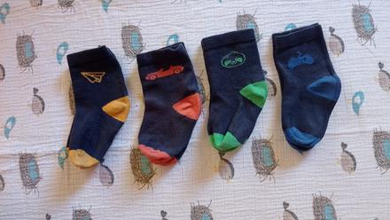 Ponožky 23-26, lupilu,23