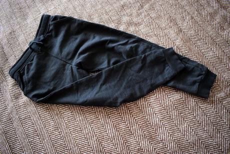 Čierne tepláky sinsay, sinsay,110