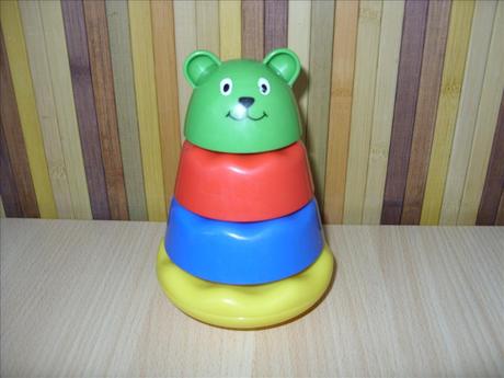 Animal pyramid - simba, 