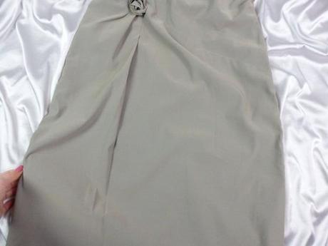 Kvalitné elegantné šaty, 44