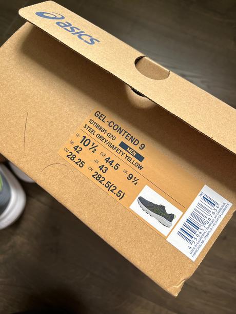 Asics nove, asics,44 / 45