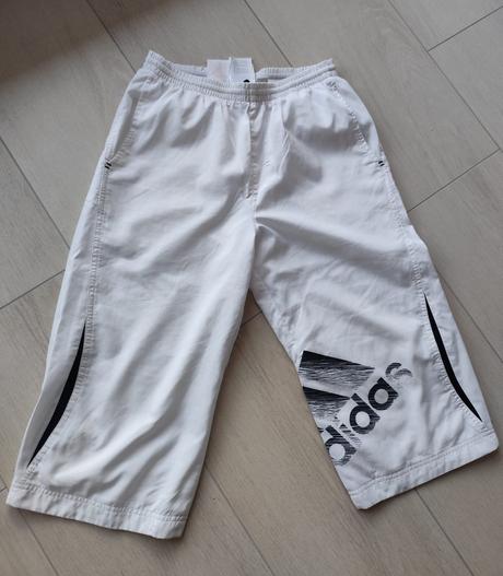 Predám 3/4 šušťakové kraťasy adidas, adidas