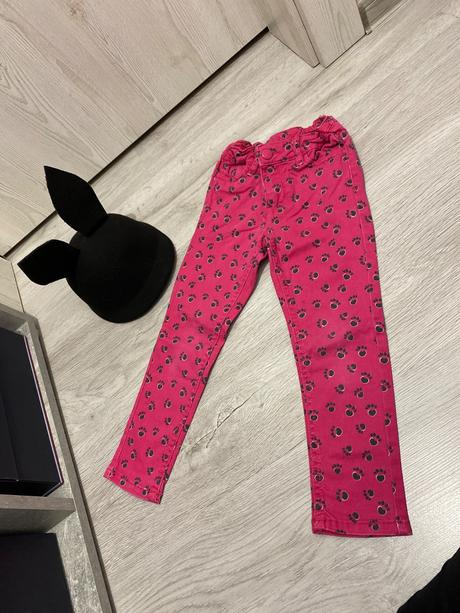 Labkove nohavice, takko,104