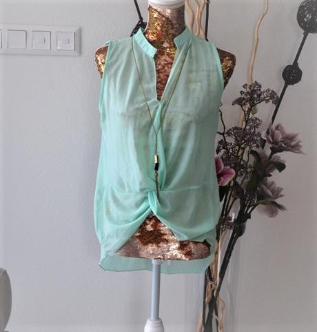 Šifónová blúzka s retiazkou-m, m