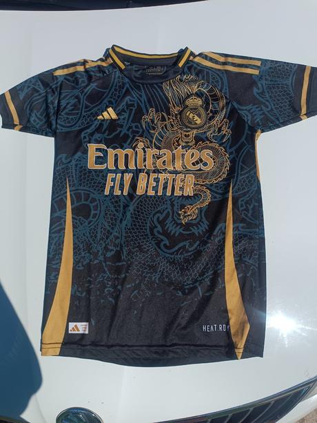 Dres mbappe, adidas,164