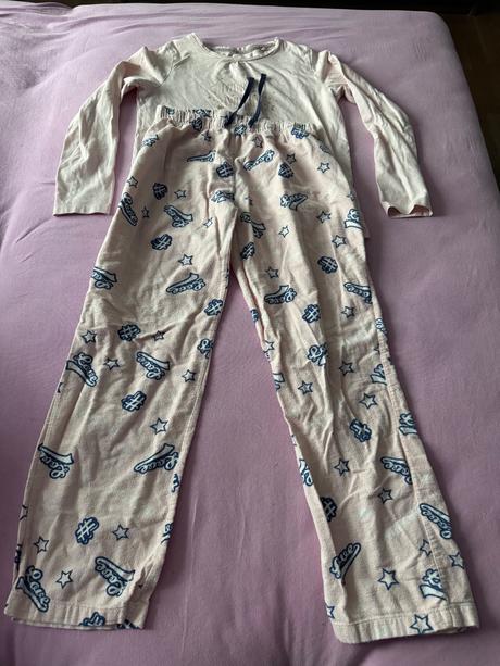 Pyžamo 146/152, 146