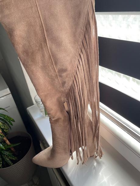 Dámske čižmy nové, 38