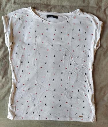 Biele tricko, mohito,s