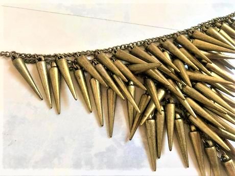 Rockový náhrdelník, 