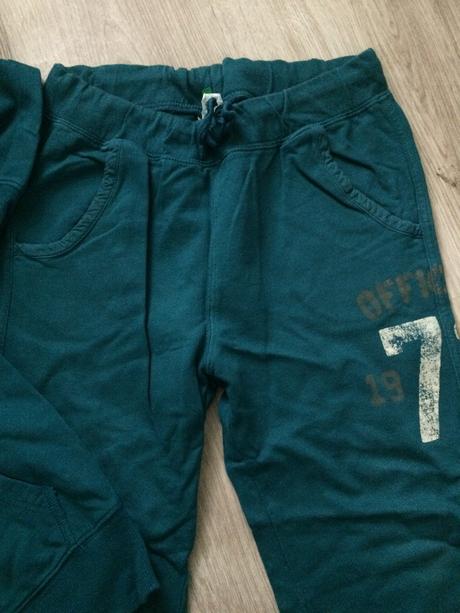 Tepláková súprava 10-11 rokov,super stav, benetton,152