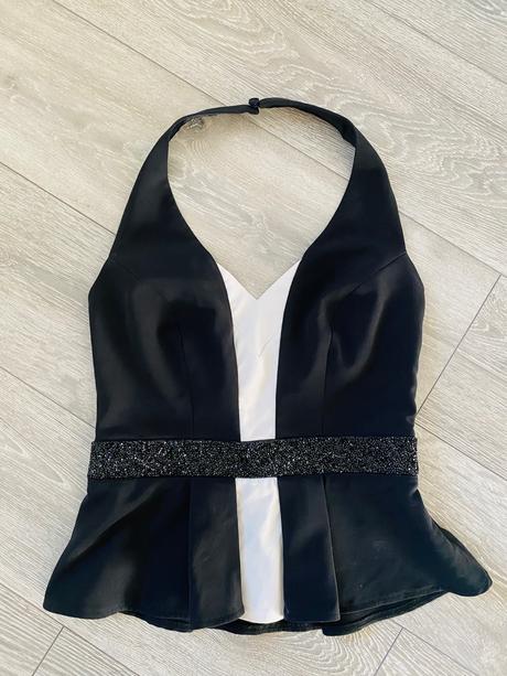 Čierny elegantný top, lipsy london,38