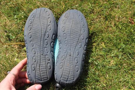 Topánky do vody, 32