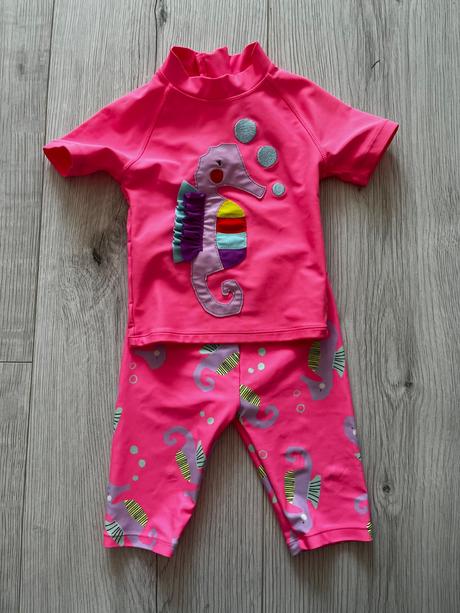 Dvojdielne neonovo ružové plavky s upf 50+, next,92