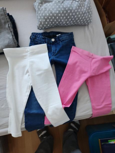 Balík oblečenia, 104–116