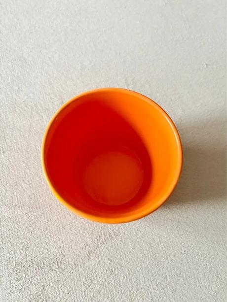 Oranžový kvetináč, 