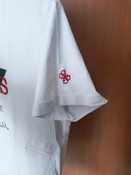 Guess tricko, guess,l