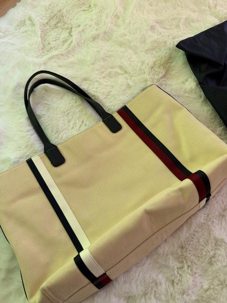 Tommy hilfiger kabelka, tommy hilfiger