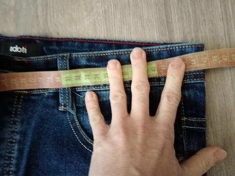 Rifle na gombíky, 32