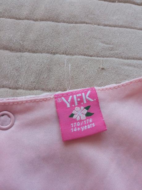 Elegantné šaty, 170