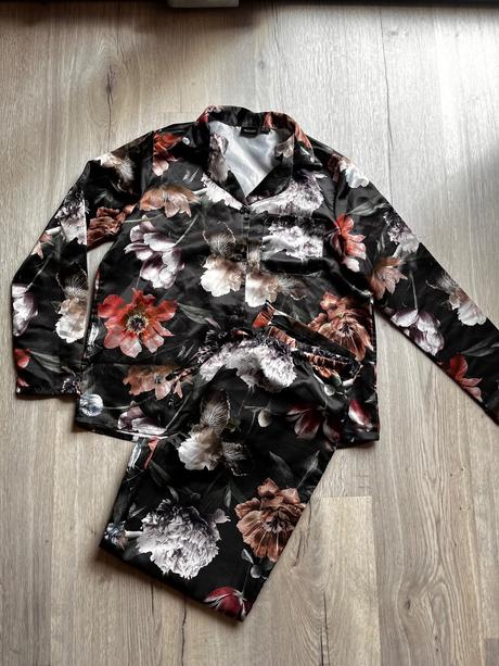 Pyžamo ,,satén,,, esmara,s