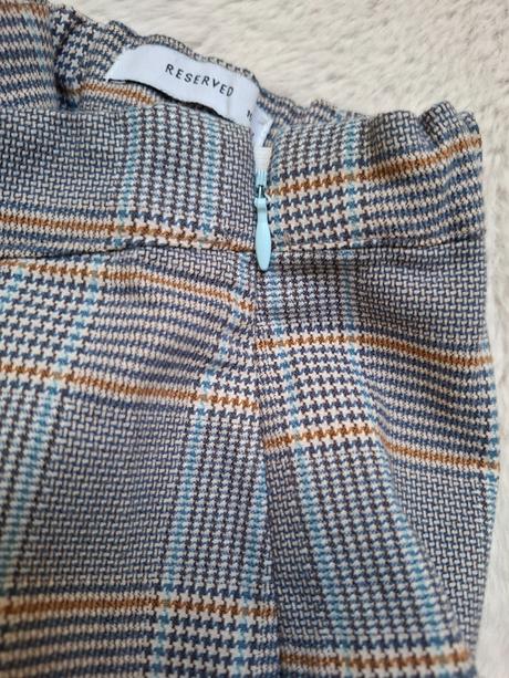 Karovane sukne, reserved,152