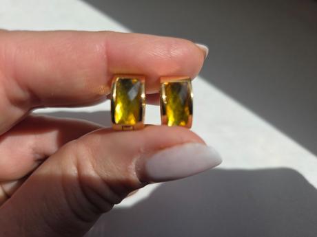 Trblietave nausnice chir.oceĺ- žlté, 