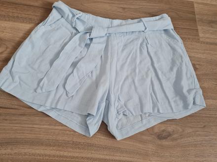 Šortky, gate,42