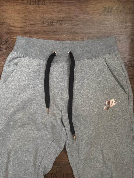 Hrubšie tepláky nike, nike,158