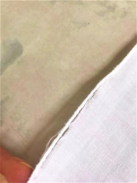 Starý batistový obrus, 