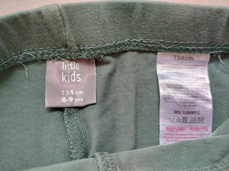 4 nohavice pre slečnu, 128