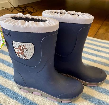 Gumaky bama v32, bama,32