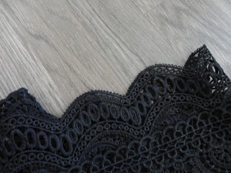 Dámske tričko - čipkované, reserved,s