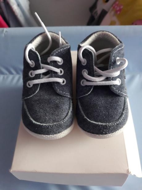 Topanočky, baťa,18